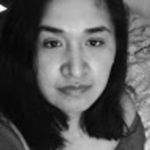 Meet your Posher, Esthela